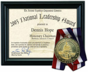 2003 National Leadership Award for Dennis HOpe